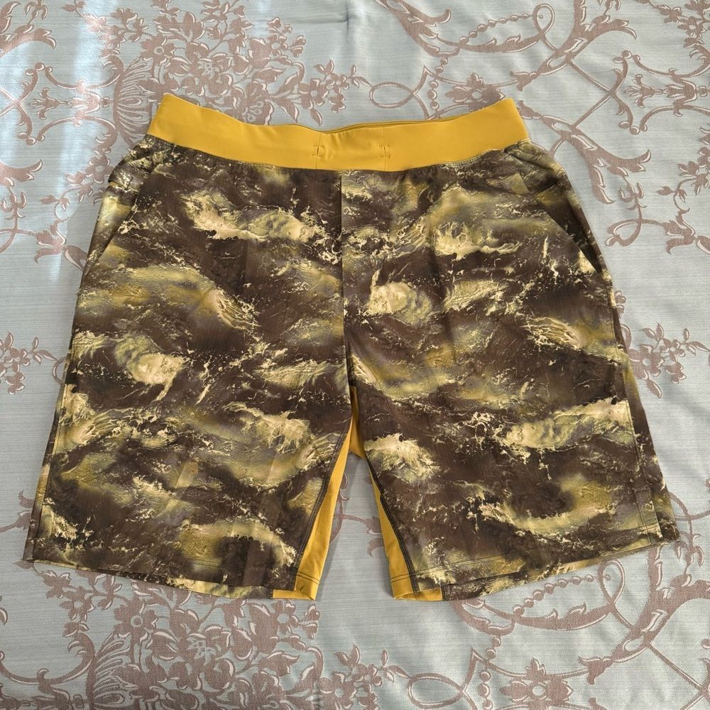 Lululemon T.H.E. Linerless Short 9” Shorts High Dive Auric Gold Multi Size XL